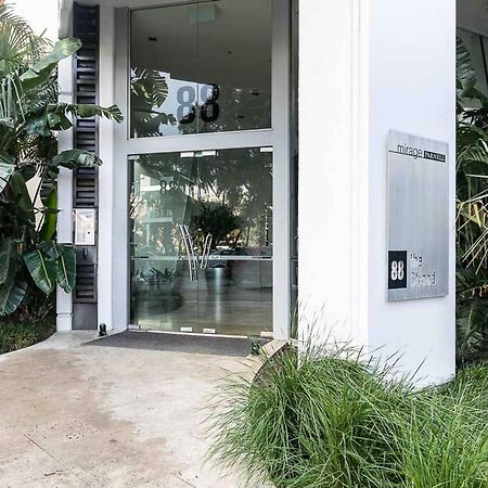 One Bedroom Apartment - Pool, Gym & Tennis Courts! Auckland Esterno foto