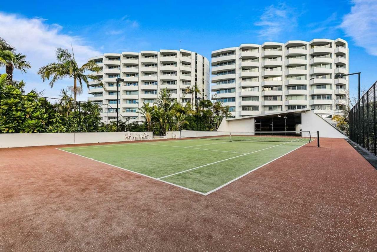 One Bedroom Apartment - Pool, Gym & Tennis Courts! Auckland Esterno foto